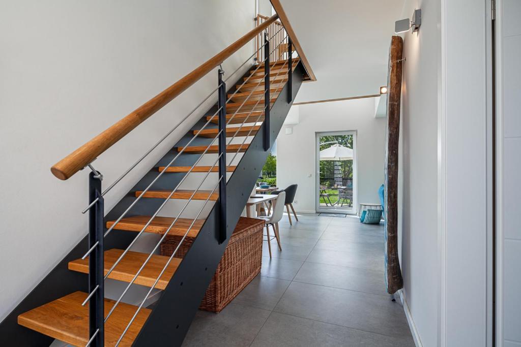 Ferienhaus Ruegen-Relax Трент Екстериор снимка