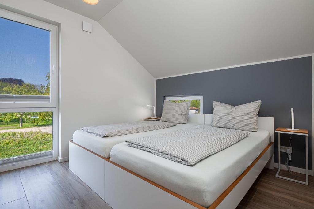 Ferienhaus Ruegen-Relax Трент Екстериор снимка