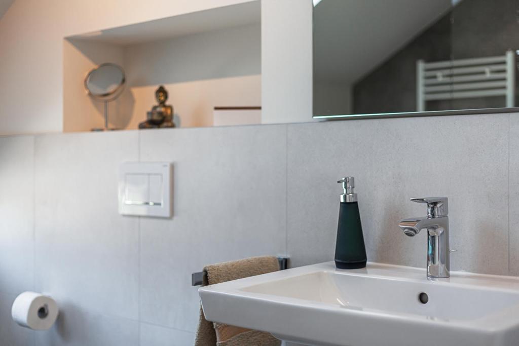 Ferienhaus Ruegen-Relax Трент Екстериор снимка