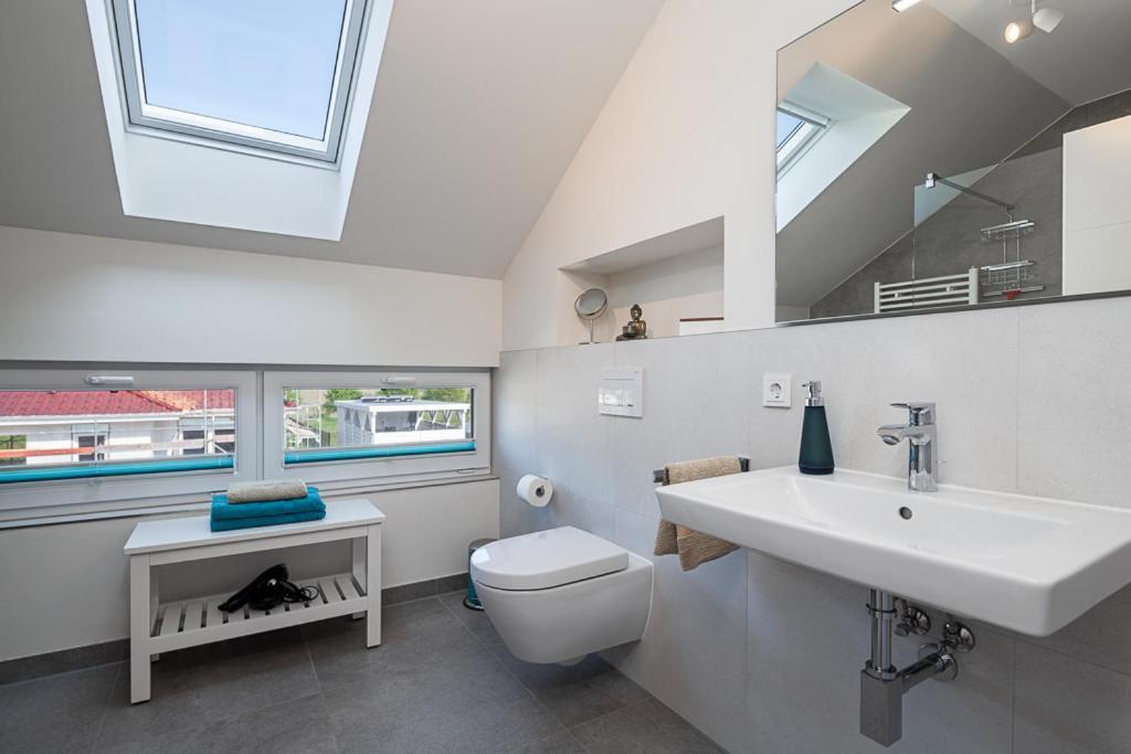 Ferienhaus Ruegen-Relax Трент Екстериор снимка